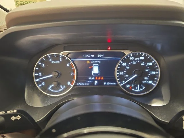 Used 2021 Scarlet Ember Nissan SV image 28