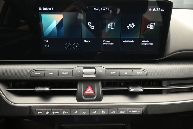 Used 2025 Gray Kia LXS image 9