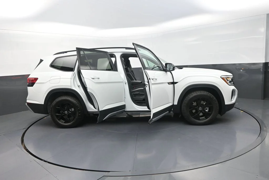 New 2026  Volkswagen 2.0T Peak Edition image 36