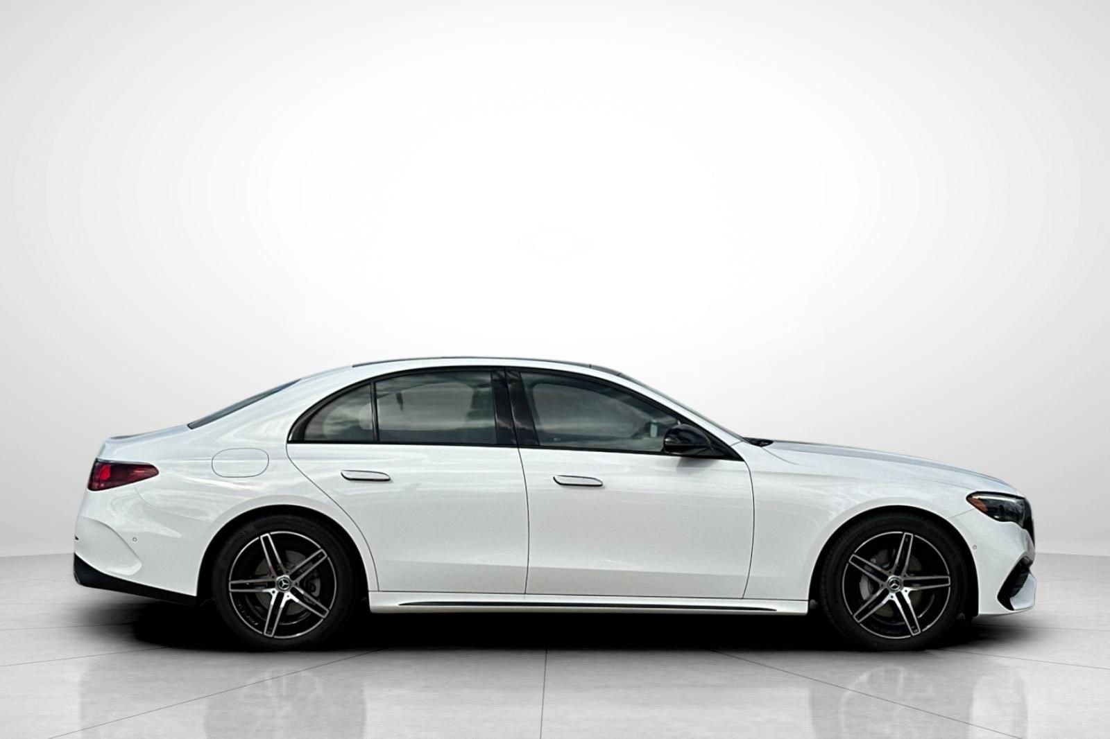 2026 Mercedes-Benz E-Class E350 - Photo 33