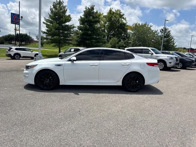 Used 2018 White Kia EX image 8