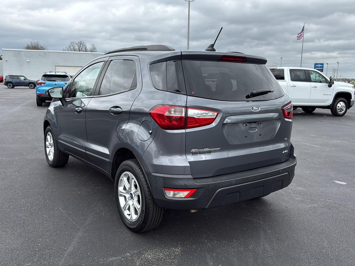 Used 2019 Black Ford SE image 13