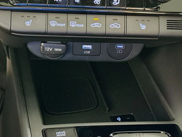 New 2026 Hyundai ELANTRA SEL Sport