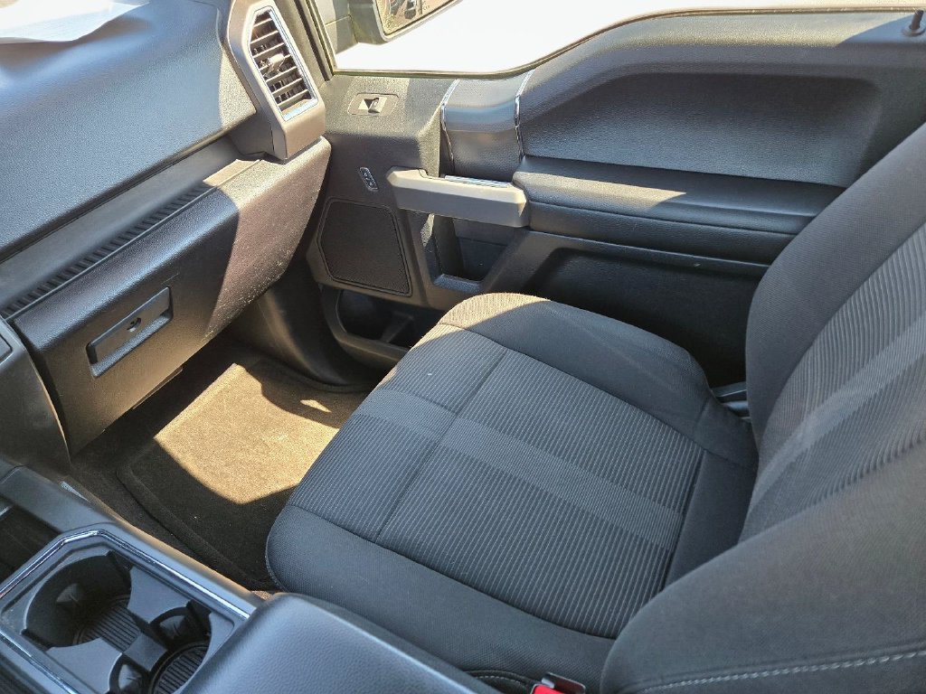 2015 Ford F-150 XLT - Photo 18