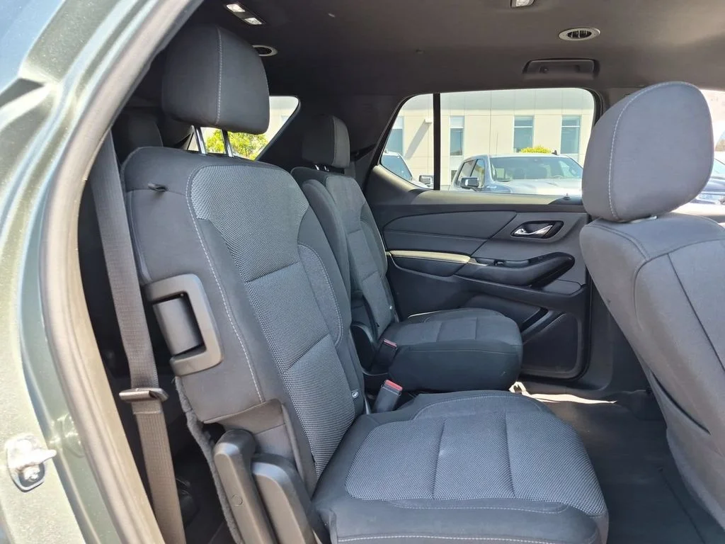 Used 2023 Green Chevrolet LT image 27
