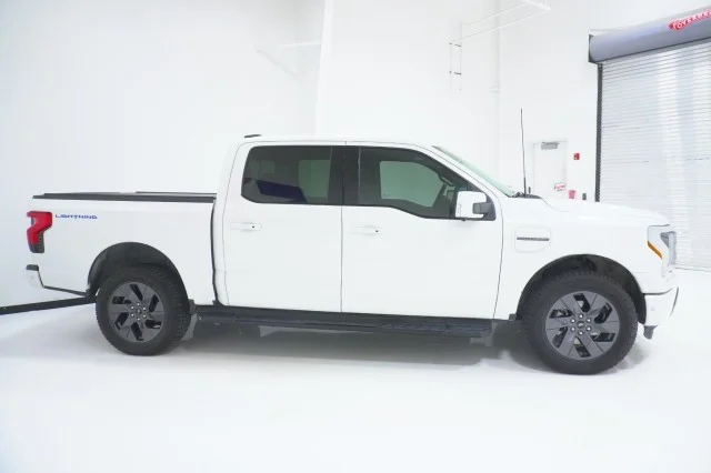 Used 2023  Ford Pro image 4