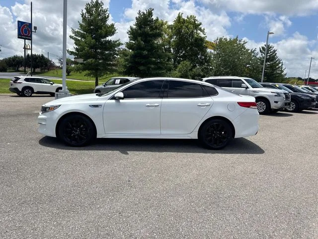 Used 2018 White Kia EX image 8