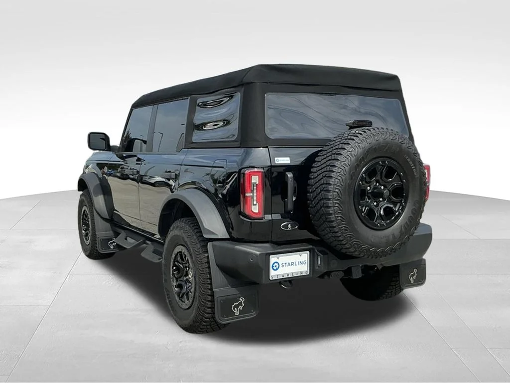 Used 2024 Black Ford Wildtrak image 7