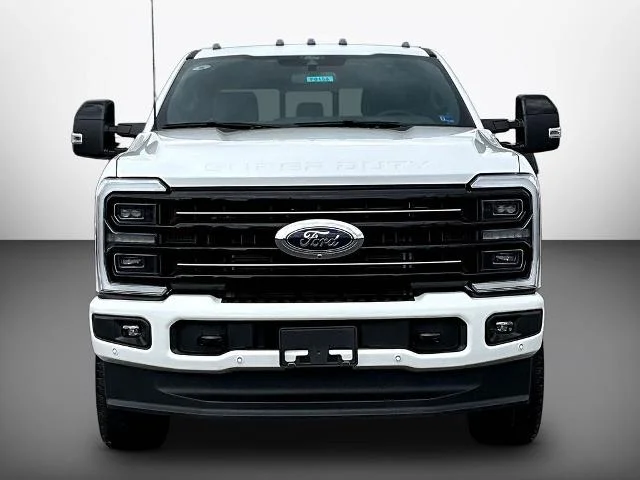 New 2026 Star White Metallic Tri-Coat Ford F-250® Platinum® image 56