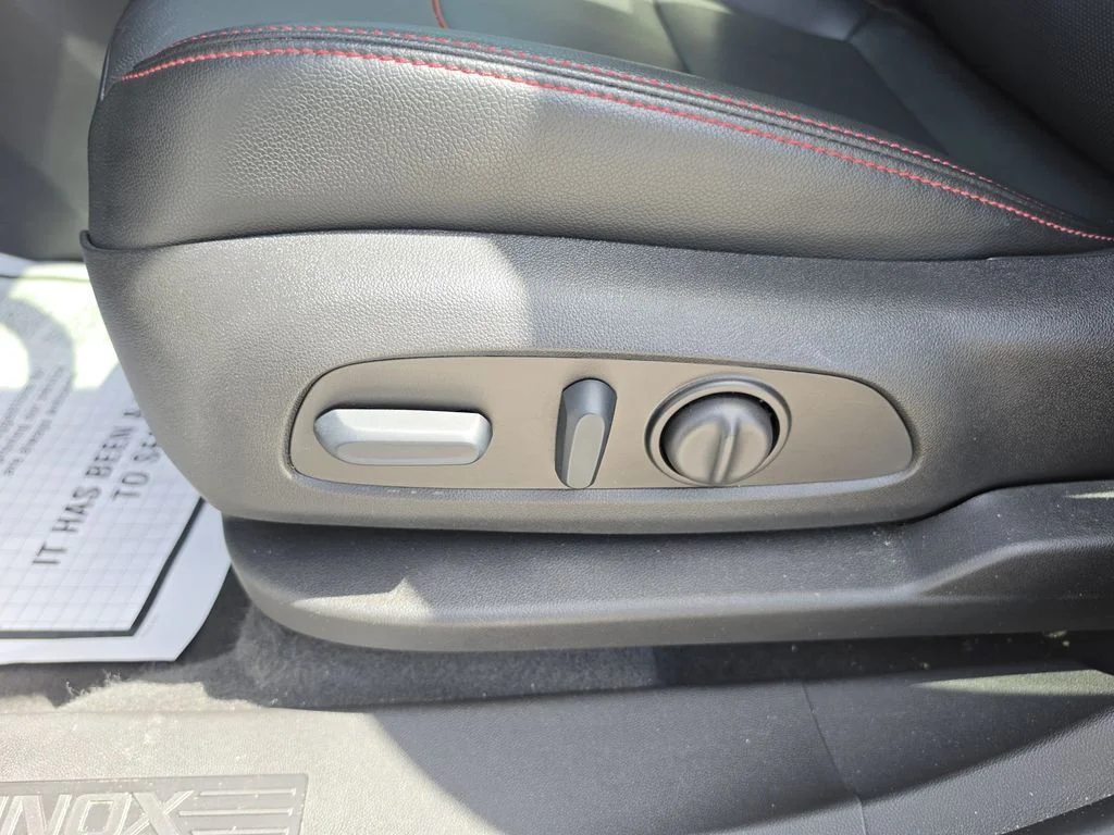 Used 2023 White Chevrolet RS image 26