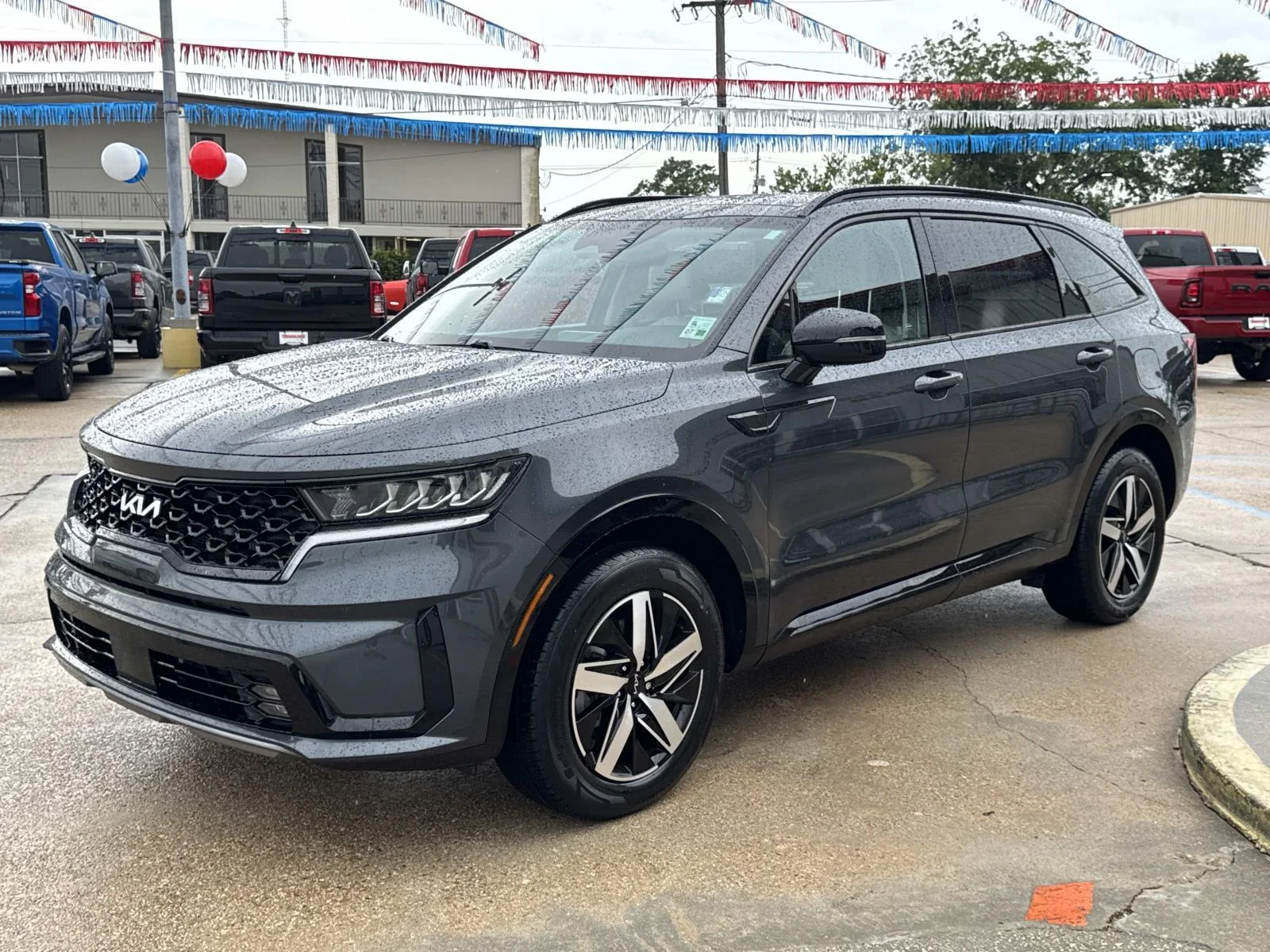 Used 2023 Gray Kia EX image 3