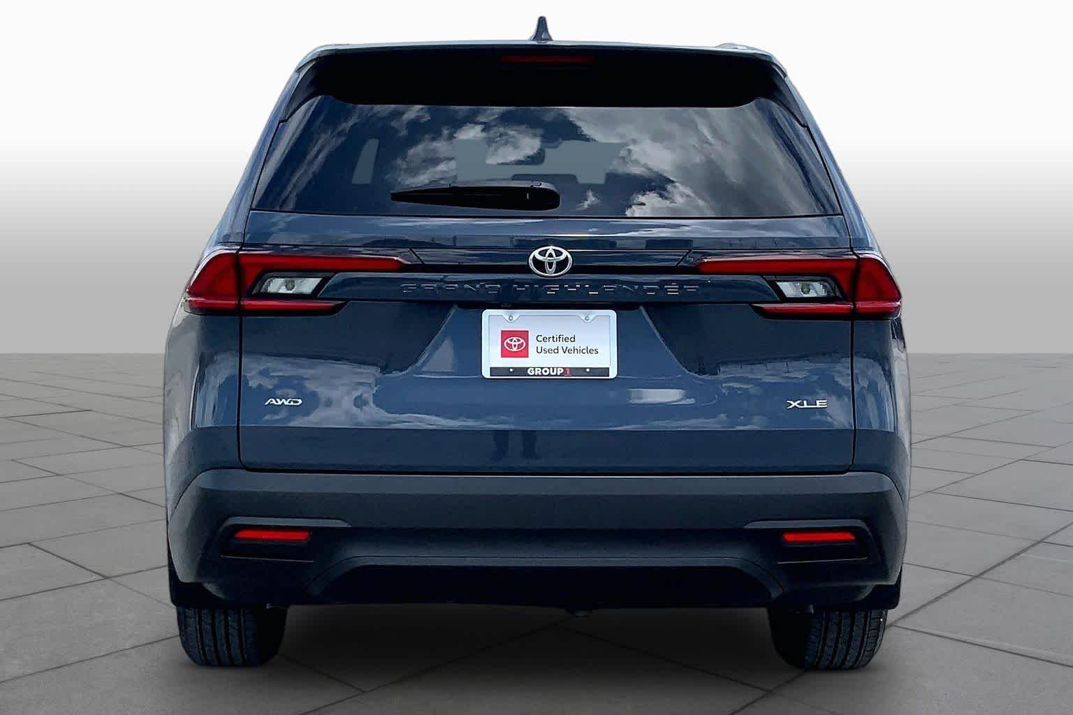 Used 2025 Storm Cloud Toyota XLE image 5