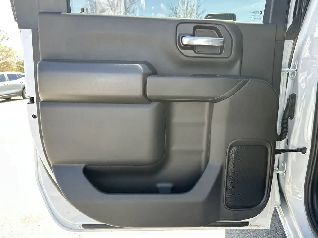 2025 GMC Sierra 3500HD Pro - Photo 39