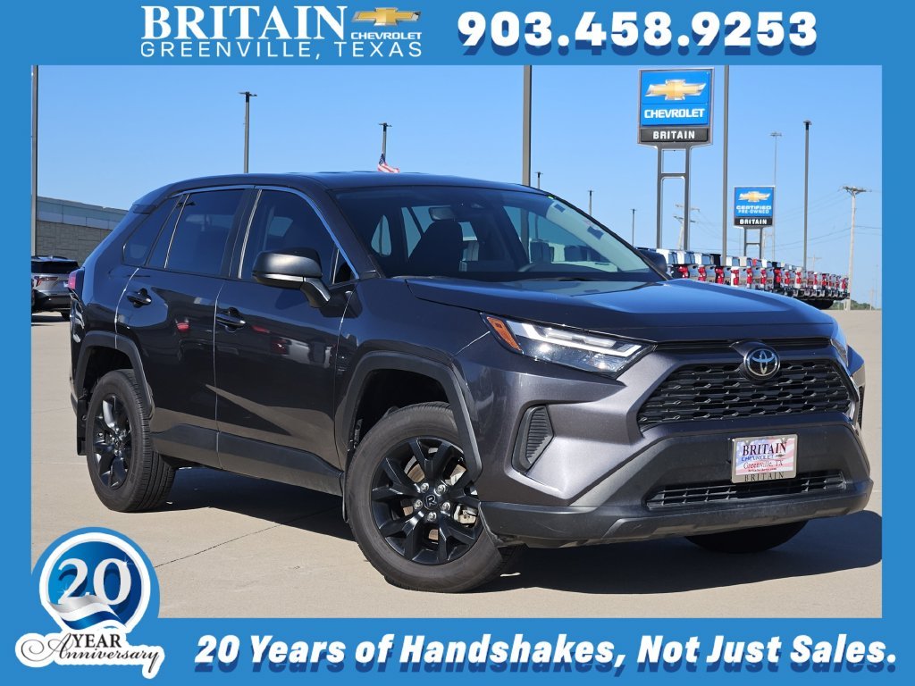 2024 Toyota RAV4 LE