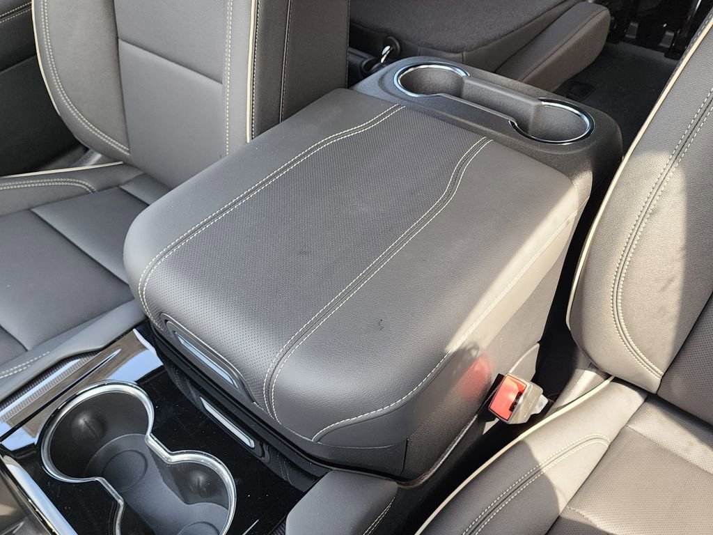2026 GMC Yukon Elevation - Photo 33