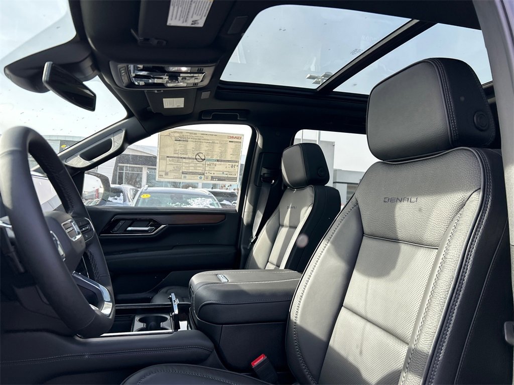 2026 GMC YUKON XL - Image 14