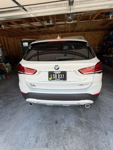 Used 2022 White BMW xDrive28i image 7