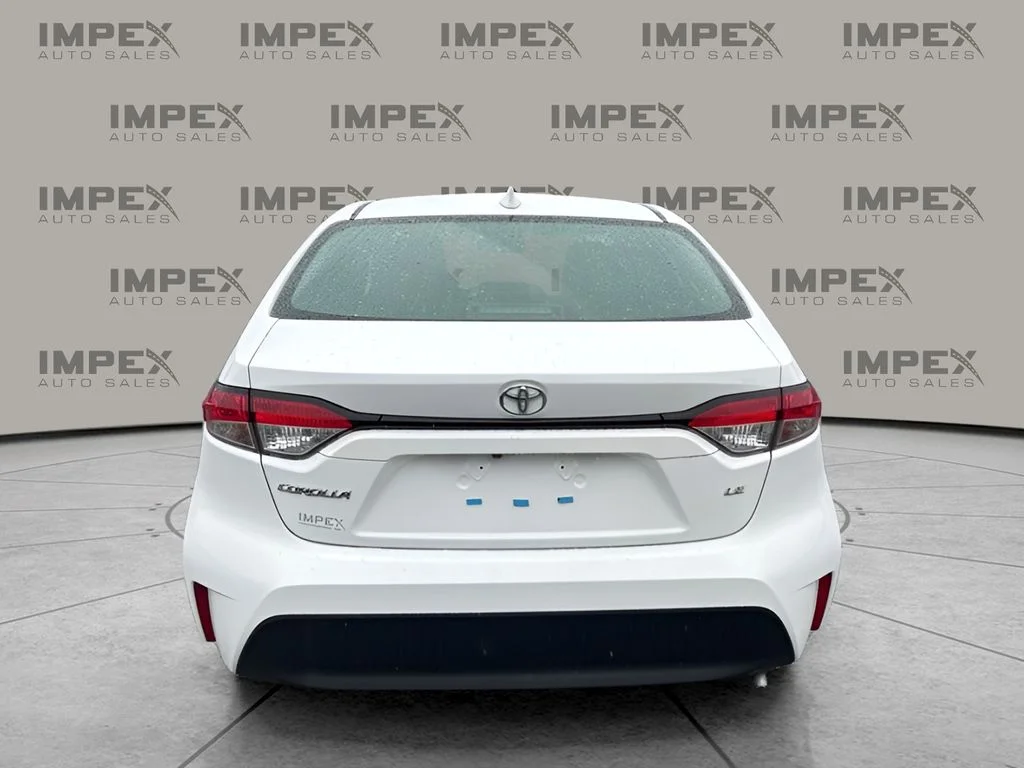 Used 2025 White Toyota LE image 4