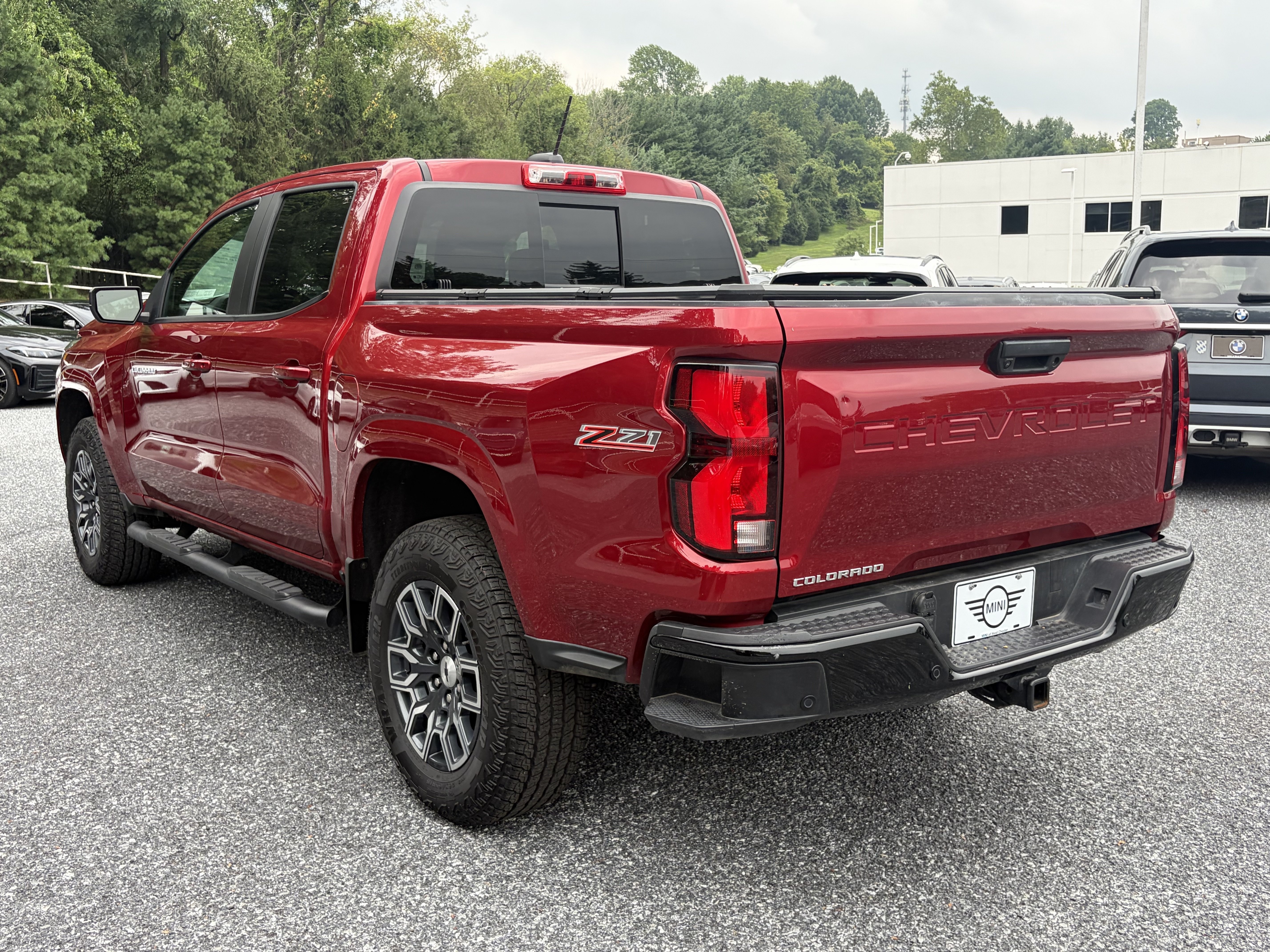 Used 2025 RADIANT RED TINTC Chevrolet Z71 image 5