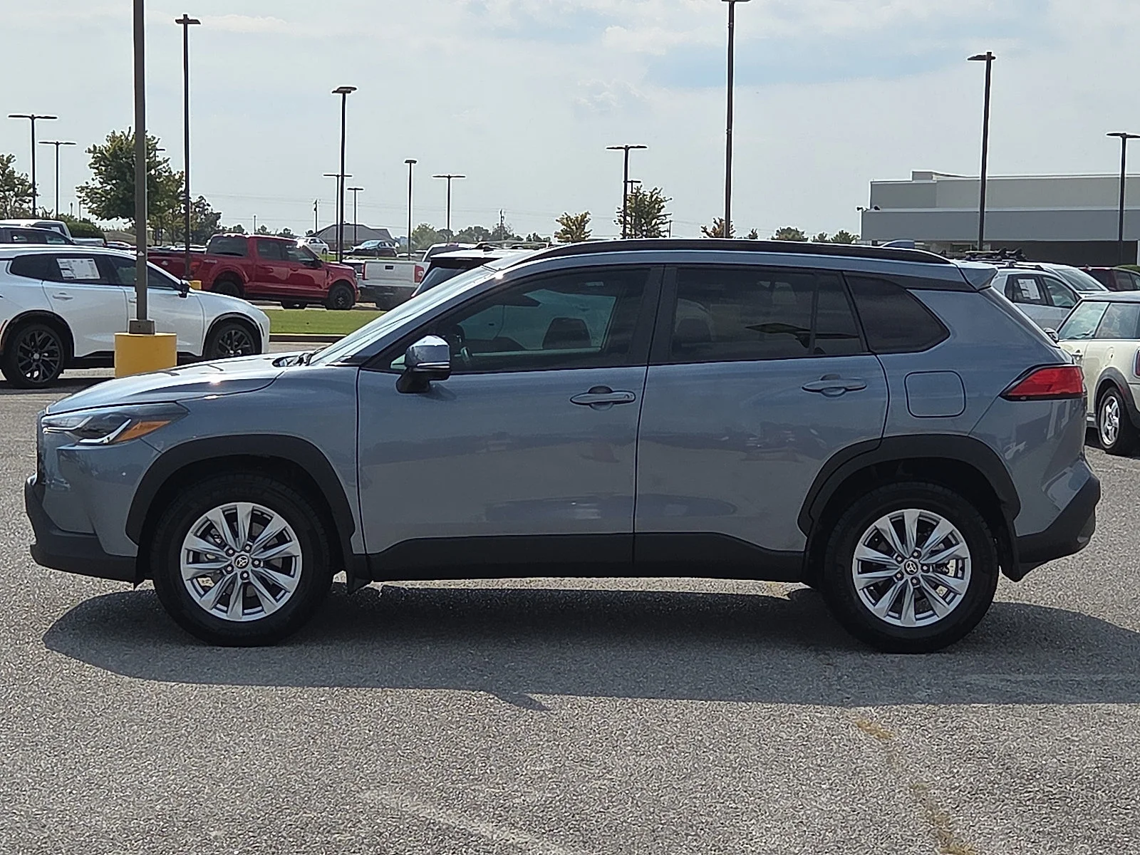 Used 2024 Celestite Toyota LE image 3