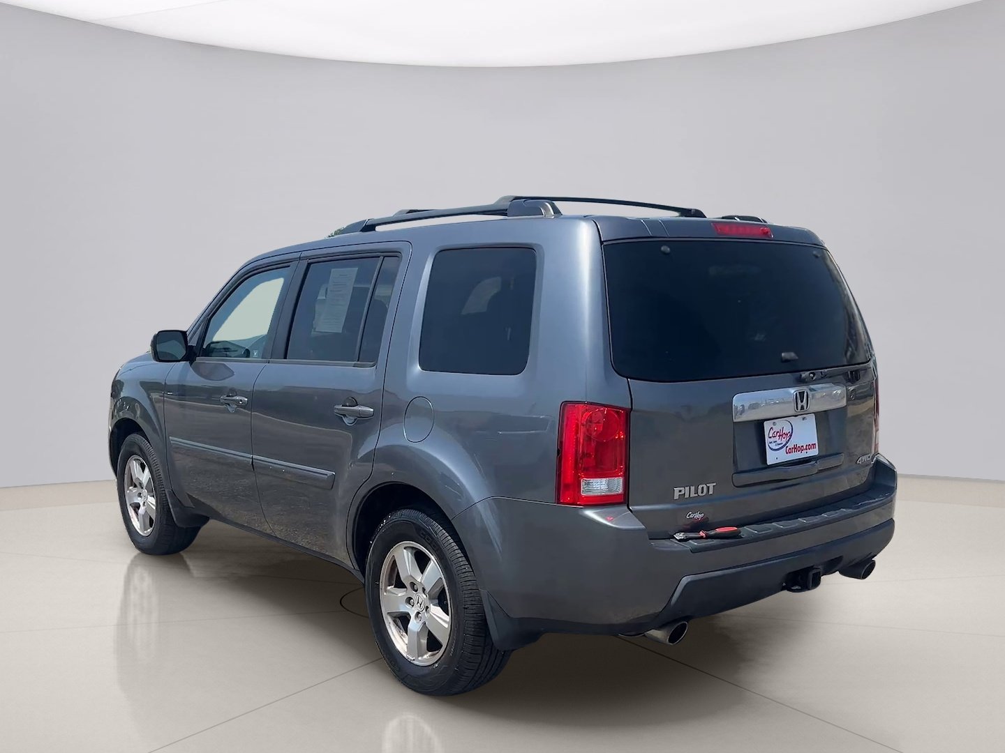 Used 2011 Gray Honda EX-L 4WD image 3