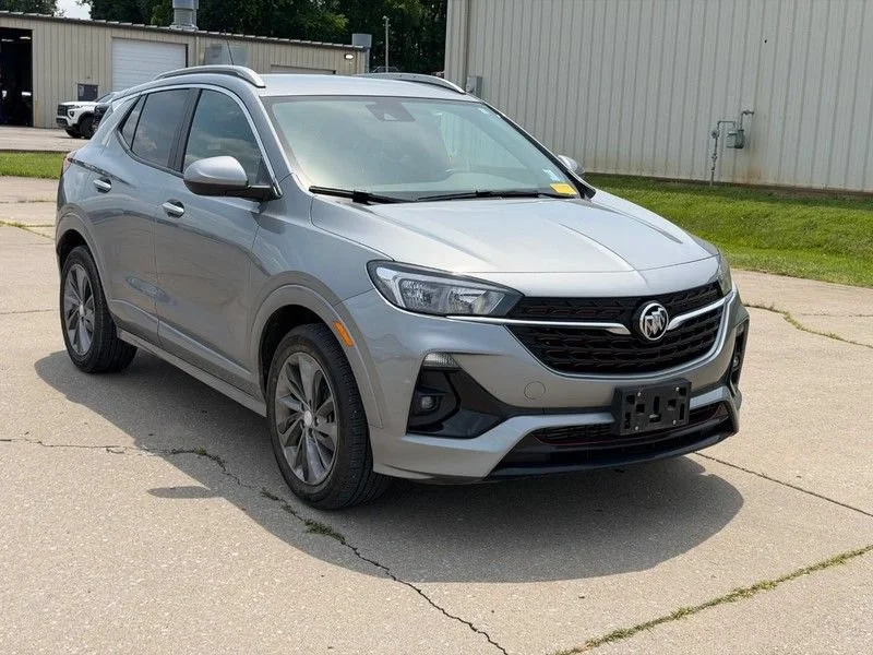 Used 2023 Moonstone Gray Metallic Buick Select image 1