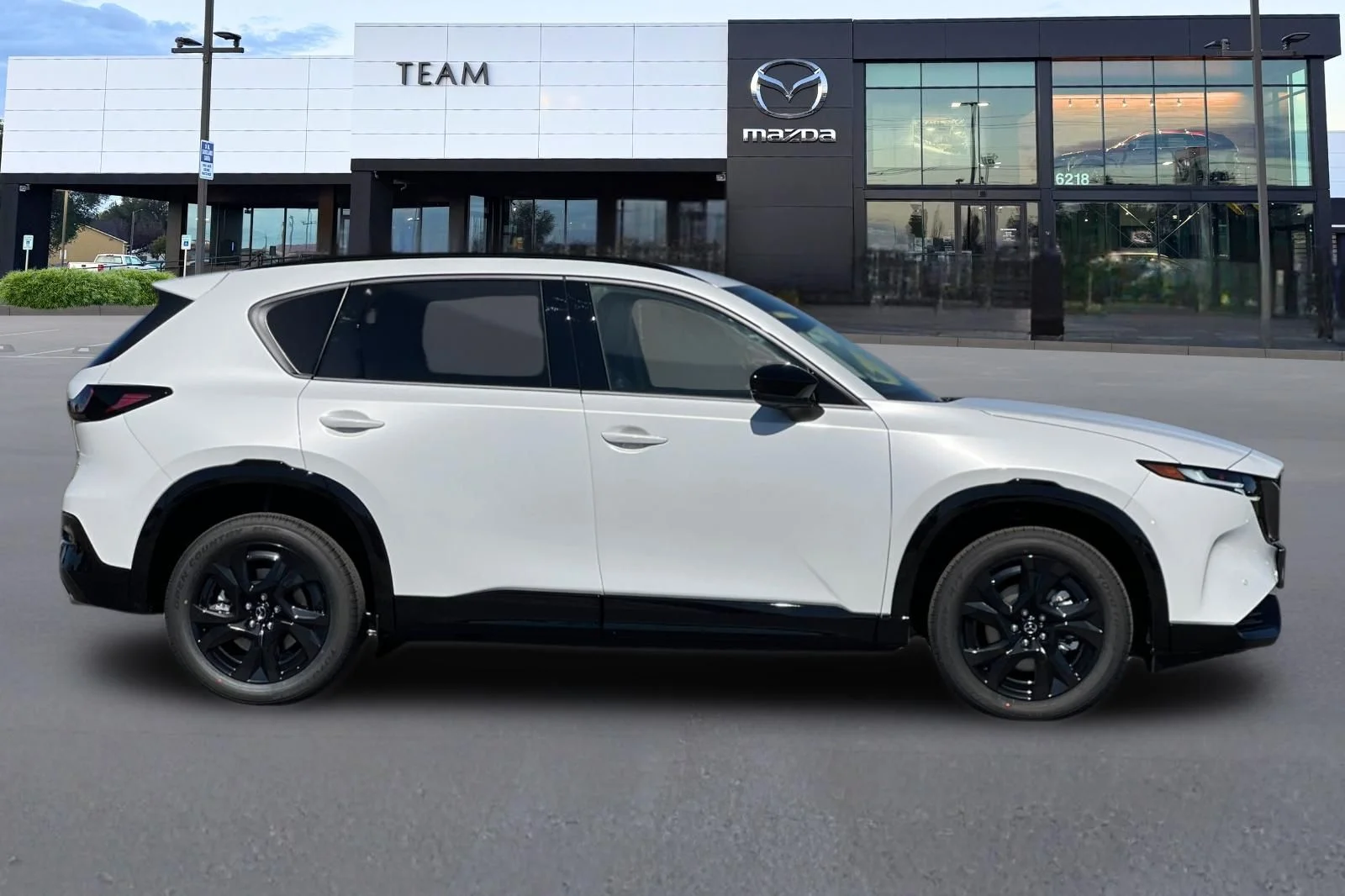 New 2026 Rhodium White Metallic Mazda 2.5 S Premium Plus AWD image 3
