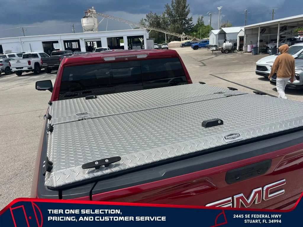 Used 2019 RED QUARTZ TINTCOAT GMC Denali image 11