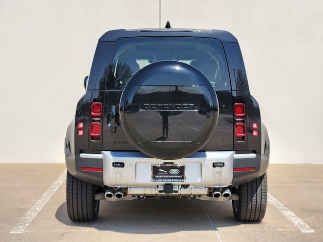 2024 Land Rover Defender 6