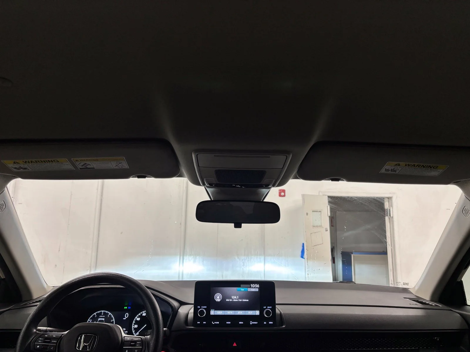 Used 2023  Honda LX image 10