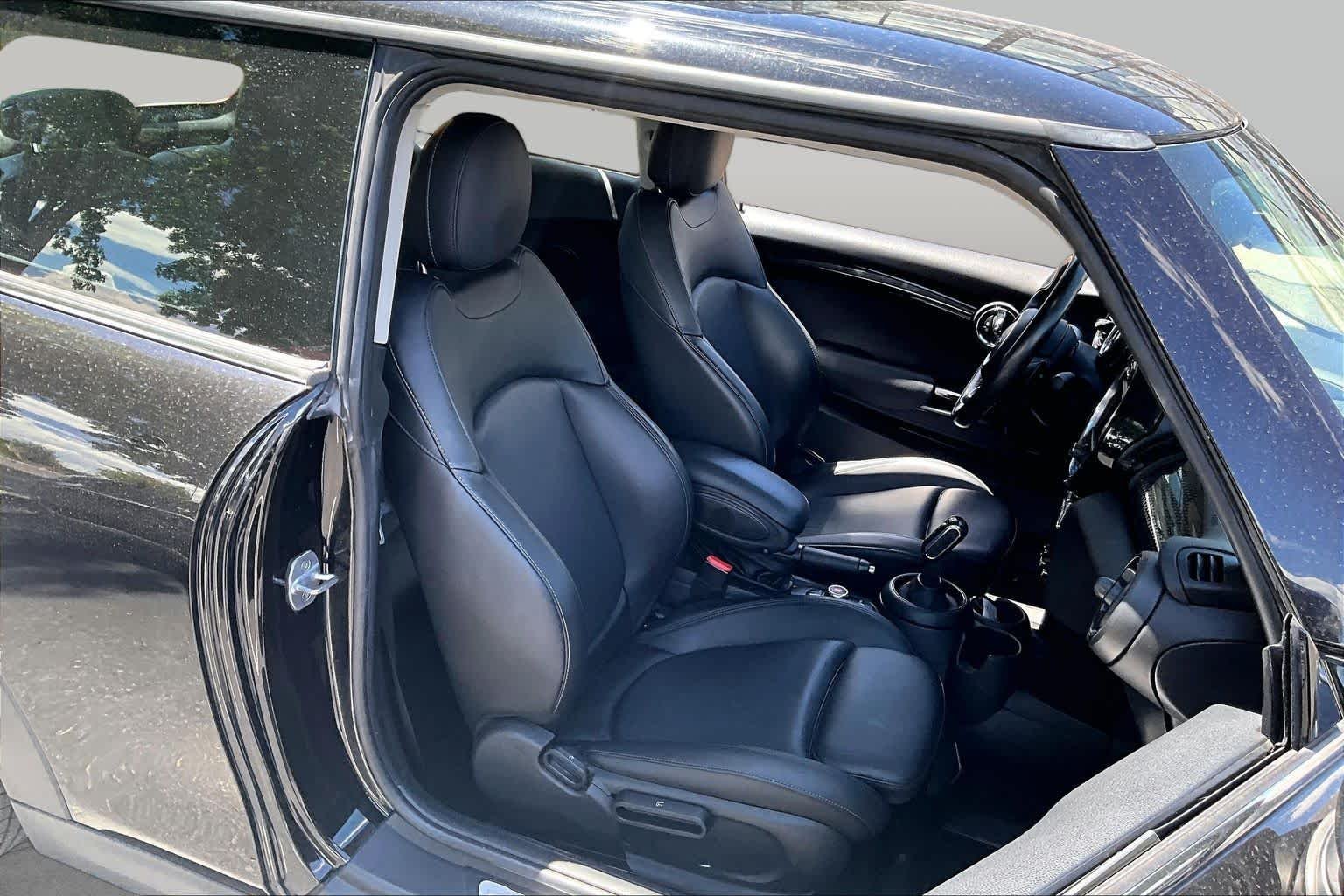 Pre-Owned 2020 MINI Hardtop 2 Door Cooper S