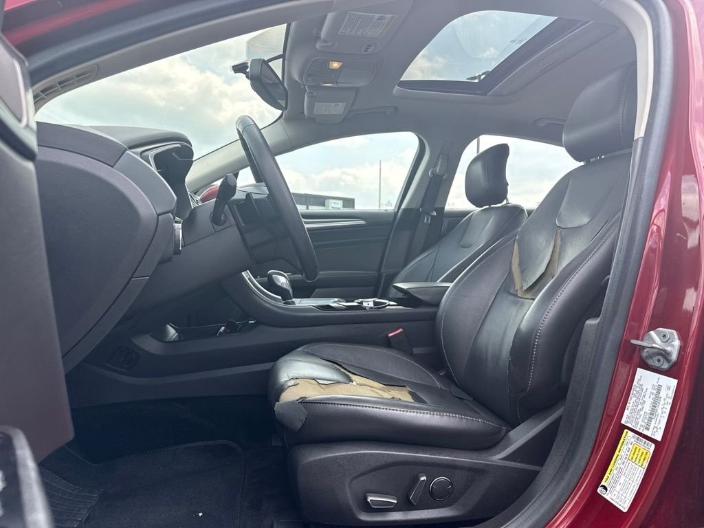 Used 2014 Red Ford Titanium image 10