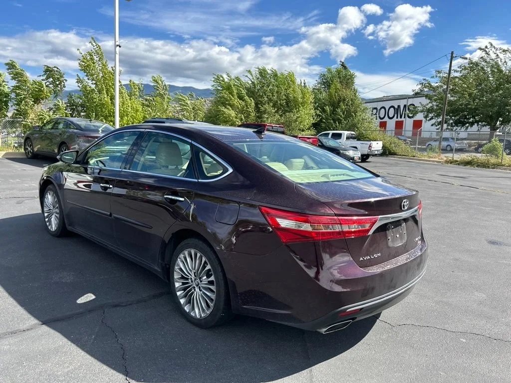Used 2016 Sizzling Crimson Mica Toyota Limited image 12