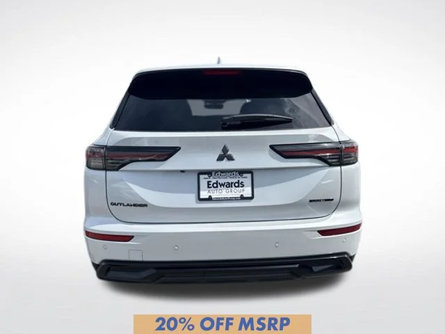 New 2026 White Mitsubishi SE image 7