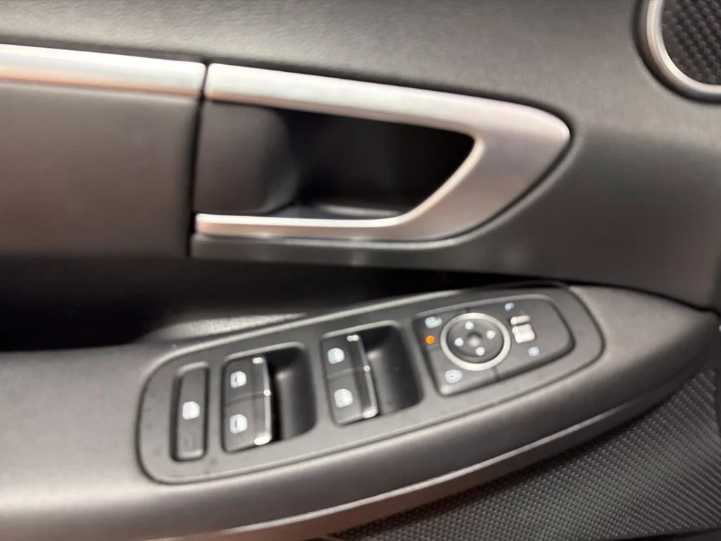 Used 2024 Transmission Blue Hyundai SEL image 27