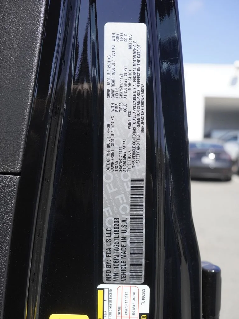New 2026 Black Clear-Coat Exterior Paint Jeep Sport S image 30