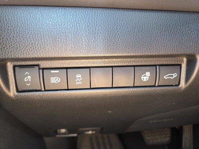 Used 2021 Ruby Flare Pearl Toyota XLE image 12