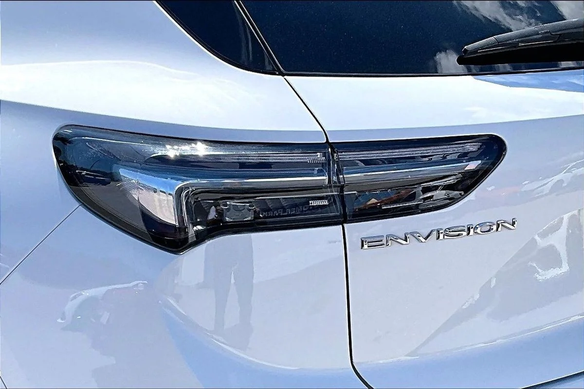 Used 2021 White Buick FWD Avenir image 23