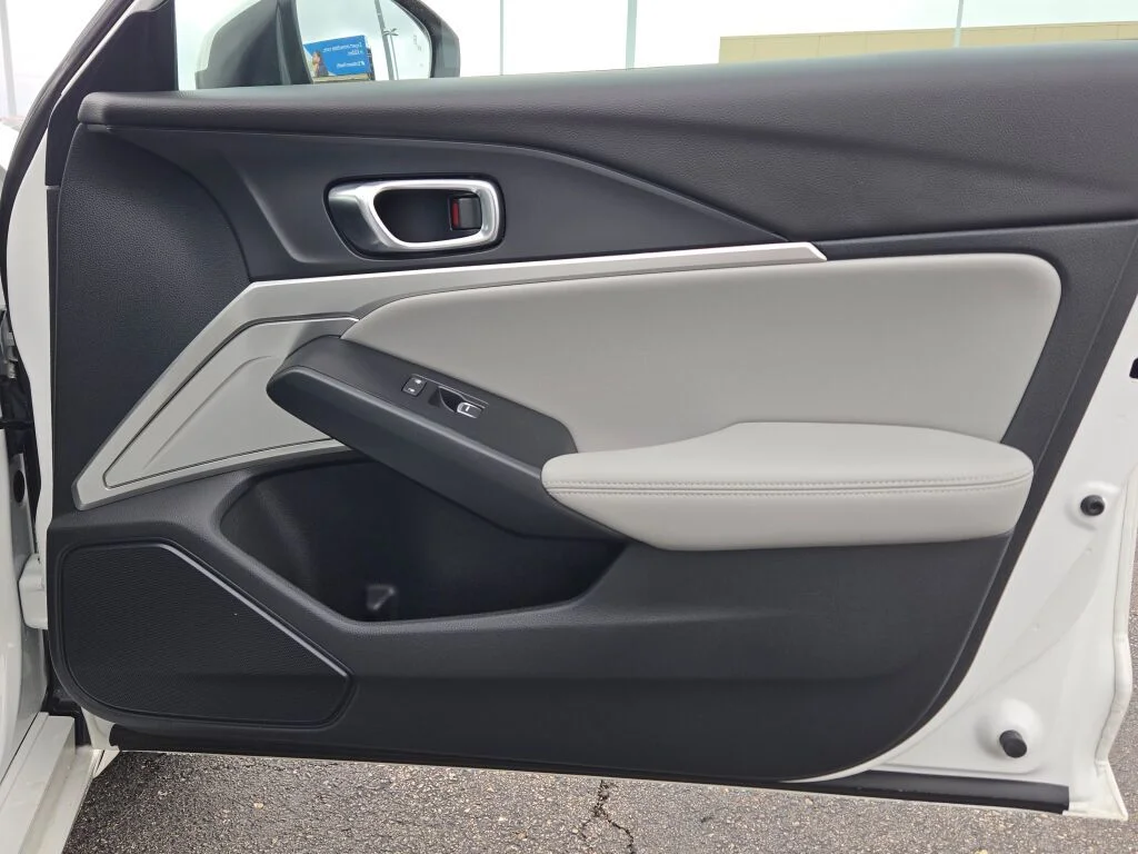 2025 Acura Integra Base - Photo 8