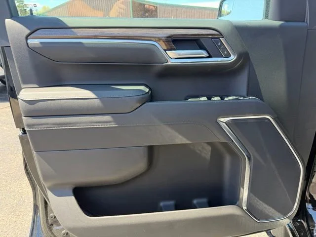 New 2026 Black Chevrolet LT (2FL) image 19