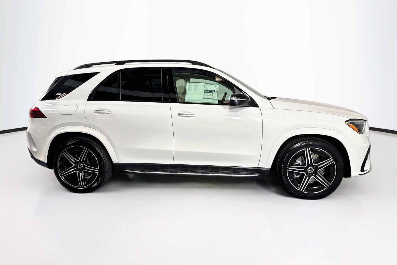 New 2026 Polar White Mercedes-Benz GLE 450 image 4
