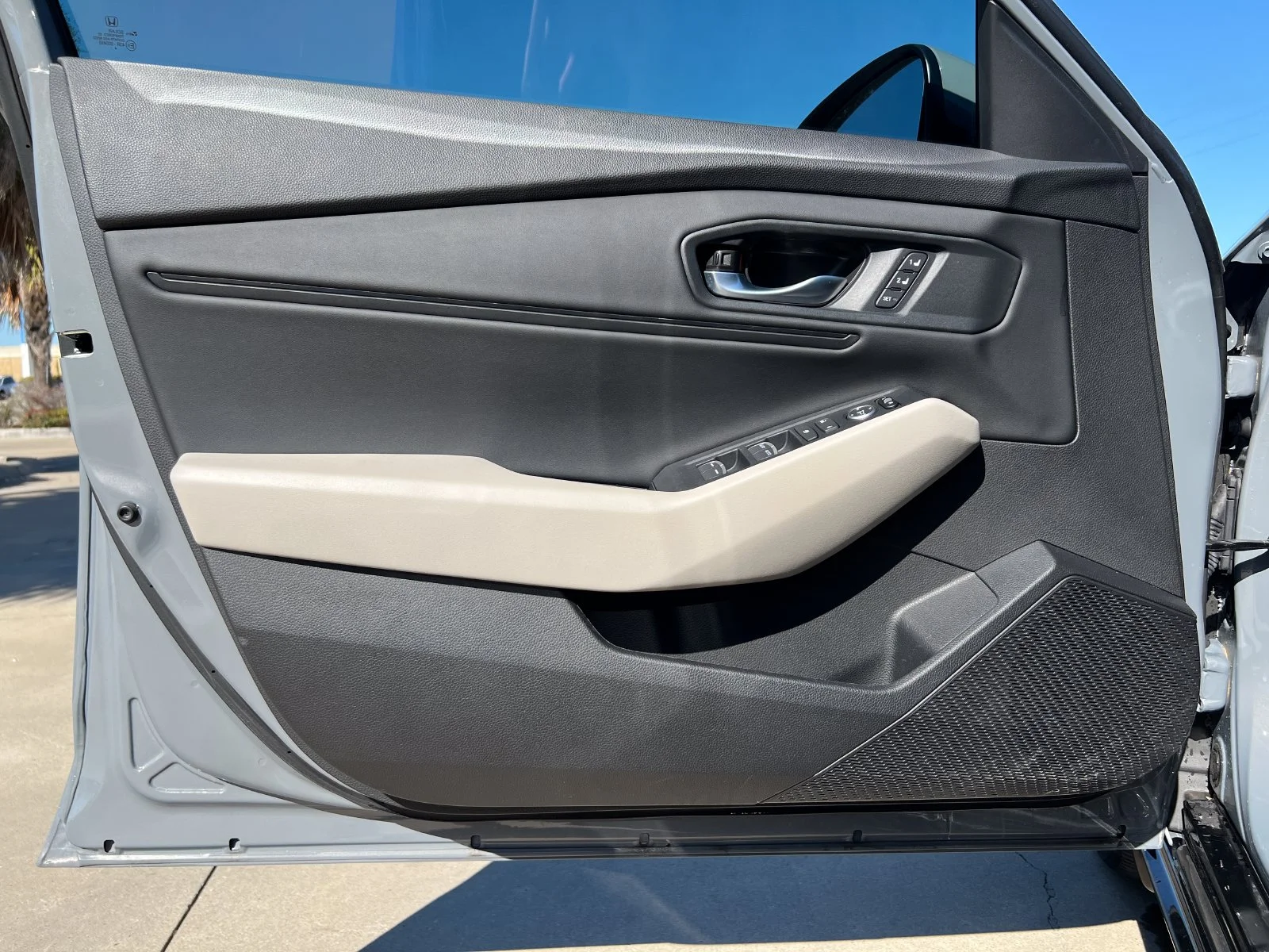 Used 2025  Honda EX-L image 15