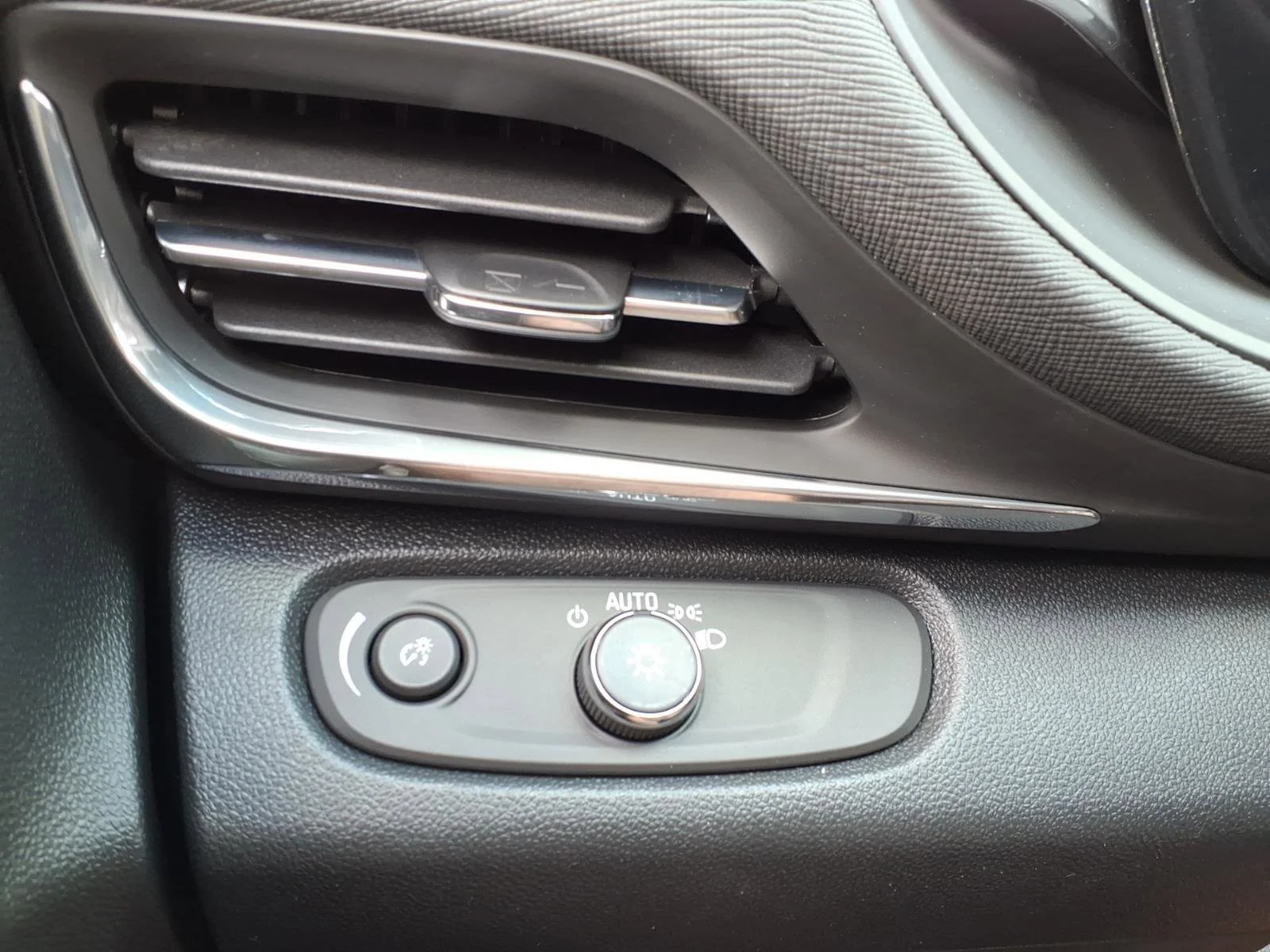 2026 Buick Envista Preferred - Photo 22