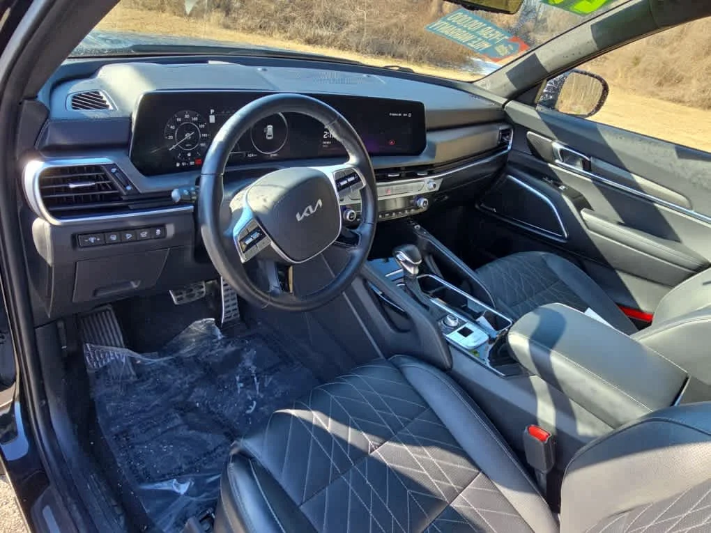 Used 2024 Ebony Black Kia SX Prestige X-Line image 9