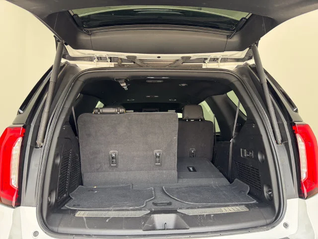 Used 2024 Summit White GMC AT4 image 8