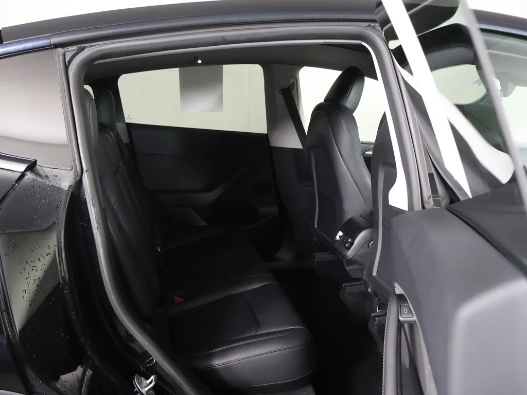 Used 2024 Black Tesla Long Range image 34