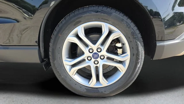 Used 2016 Shadow Black Ford Titanium image 26