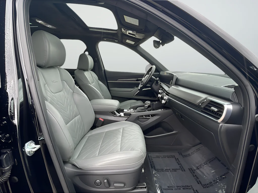 Used 2023 Black Kia SX-Prestige X-Pro image 15