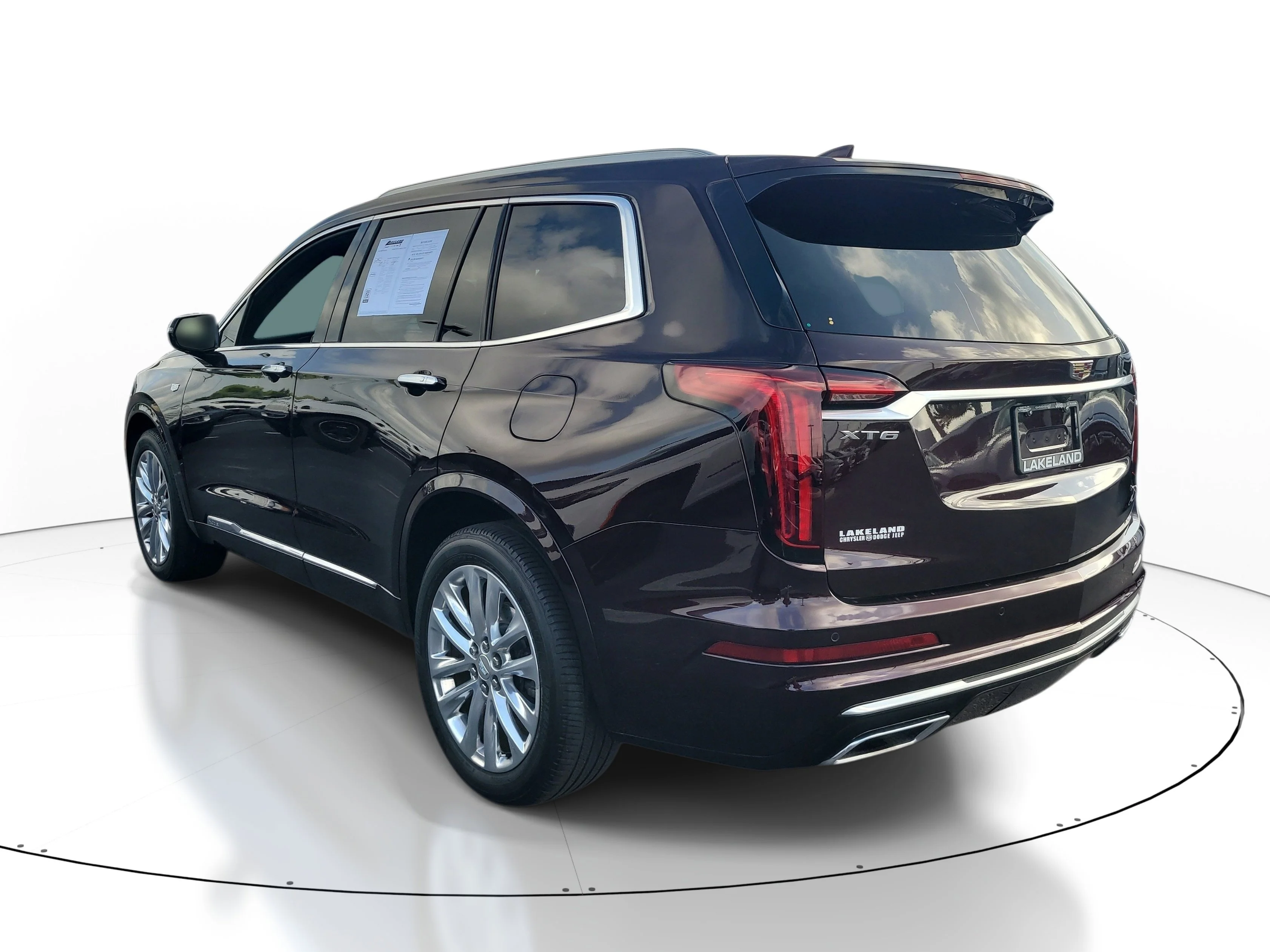 Used 2020 Garnet Metallic Cadillac FWD Premium Luxury image 6