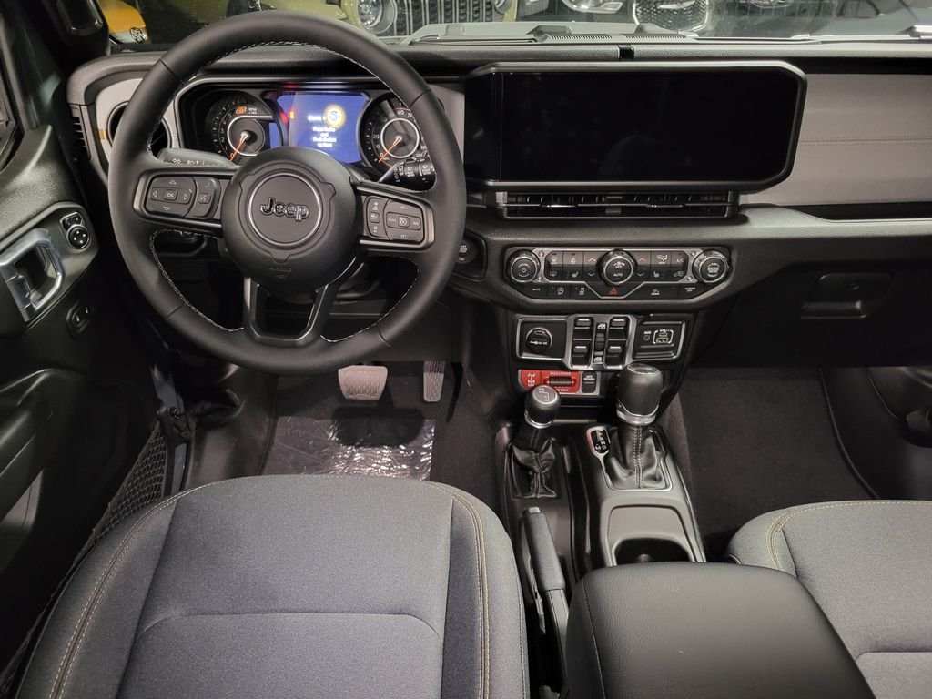 2026 Jeep Wrangler 4-Door photo 4